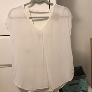 Chaser size Medium silk top